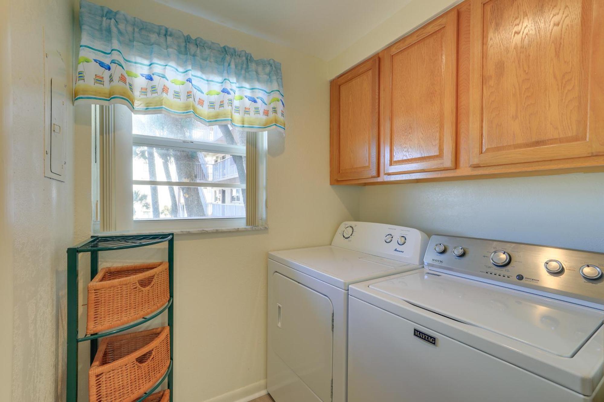 Central Cocoa Beach Condo With View, Steps To Beach! Екстериор снимка