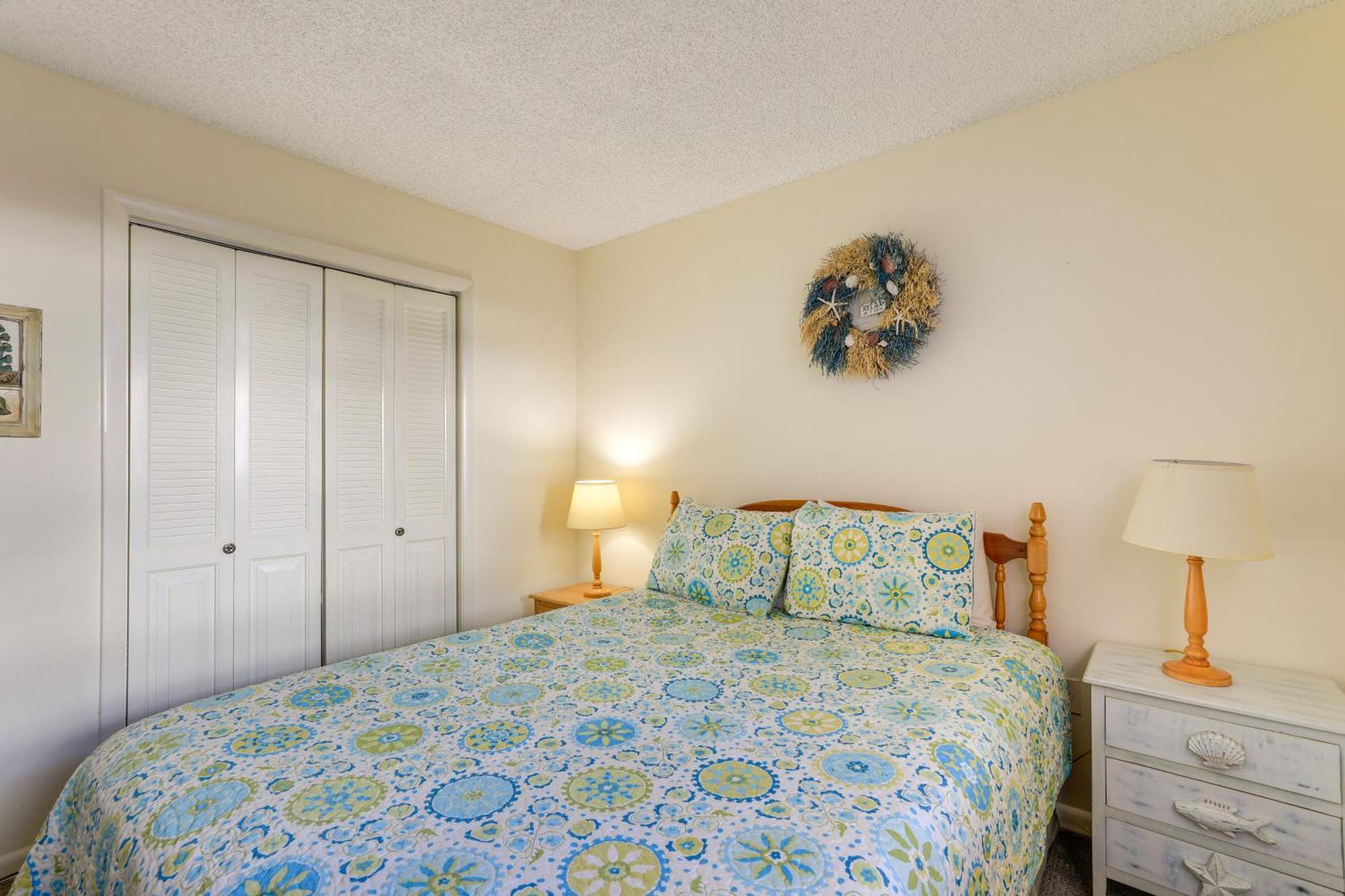 Central Cocoa Beach Condo With View, Steps To Beach! Екстериор снимка