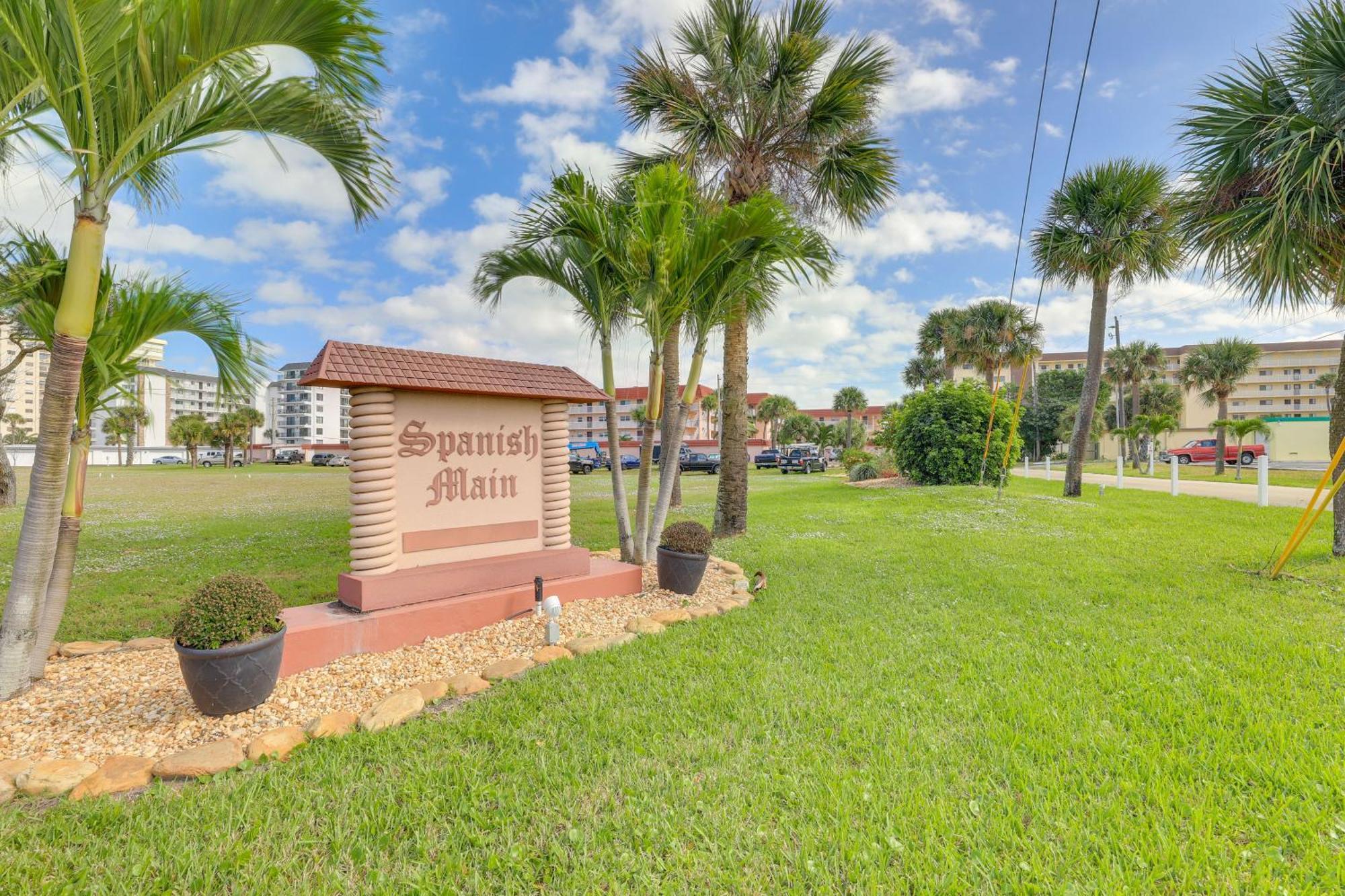 Central Cocoa Beach Condo With View, Steps To Beach! Екстериор снимка